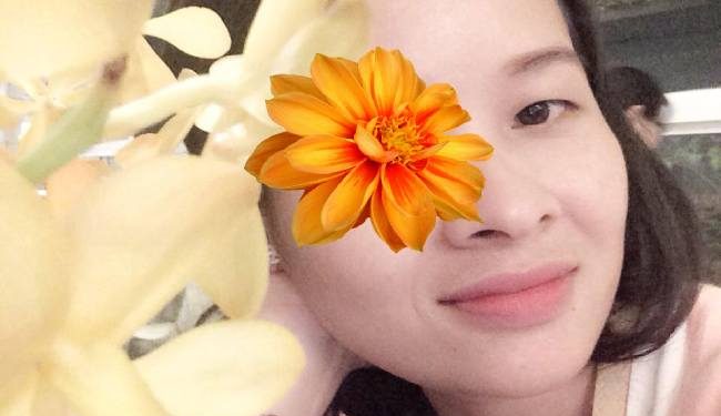 Cẩm Anh - Máy bay bà già TX Bình Minh thích đi du lịch cùng trai đẹp