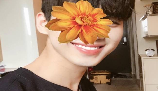 Đăng Khoa - Tìm bạn boy gay TT Vĩnh Lộc kiếm tiền giỏi