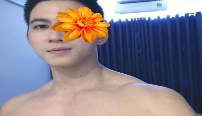 Quốc Đinh - Tìm bạn boy gay TP Thái Bình nấu ăn ngon