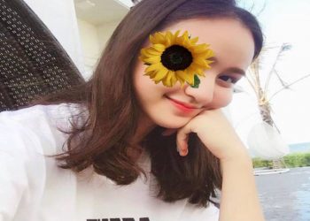 Thanh Bích - Tìm bạn Les Ninh Hải chơi game