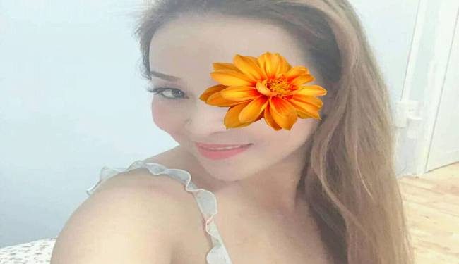 Thu Trang - Máy bay bà già TT Cầu Kè thích trai 6 múi