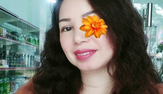 Tuyết Nhung - Máy bay bà già TP Vĩnh Long tìm trai ngoan