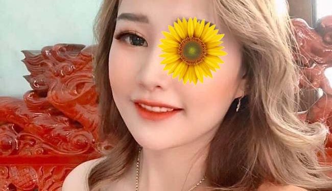 Hồng Đào - Máy bay bà già Châu Đốc tìm trai trẻ giải tỏa stress