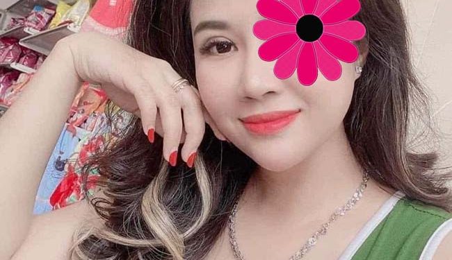 Ngọc Trâm - Máy bay bà già Bến Tre có nhu cầu sinh lý cao