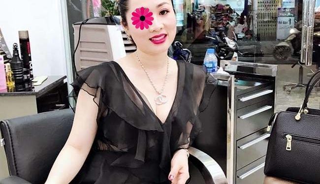Mai Trang - Máy bay bà già Châu Thành tìm bạn trai ngoan ngoãn