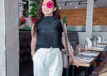 Ngọc Tâm - Máy bay bà già Thanh Khê tìm bạn tình