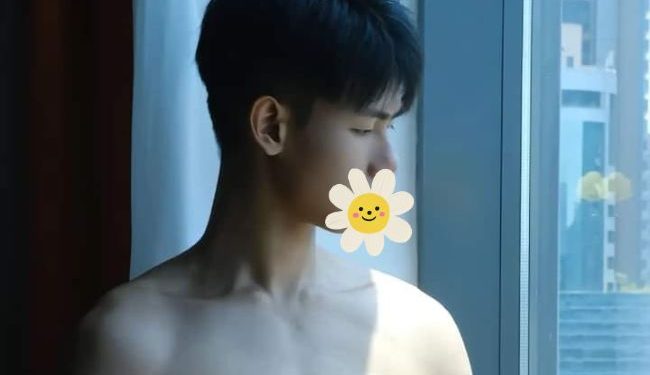 Công Phượng - Tìm bạn gái Nam Từ Liêm không sơn móng