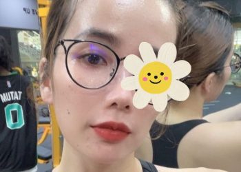 Hoàng Hà - Máy bay bà già Thanh Xuân tìm người làm vui vẻ mỗi đêm