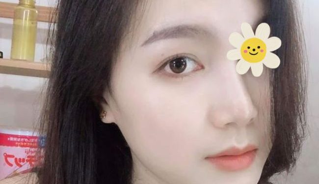 Thiên Nga - Máy bay bà già TT Đức An bồi dưỡng 100 triệu một tháng