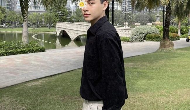 Văn Quyết - Tìm bạn gái Mê Linh thích bóng đá