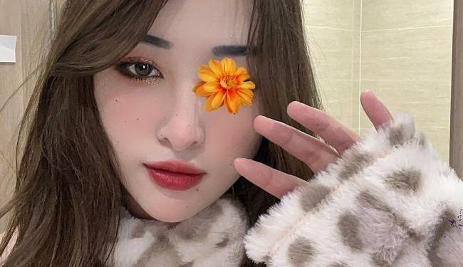 Kiều Oanh - Tìm bạn tình quận Tân Bình dáng cao, bụng không béo