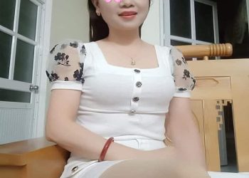 Ngọc Hường - Máy bay bà già Hoài Đức tìm trai trẻ sức khỏe tốt