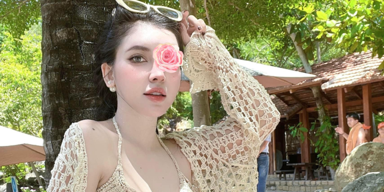 Tìm bạn gái đi Tour nhanh chóng tại Sodienthoaigai.com