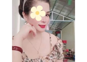 Thanh Thanh - Chị gái trắng trẻo tươi xinh