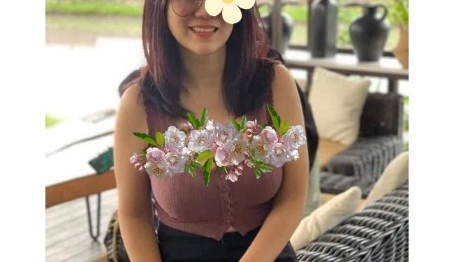 Nam Em - Quý cô tìm chuối to để dành ăn