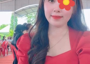 Ánh Mai - Bạn gái lớn tuổi văn phòng tìm bạn trai hài hước