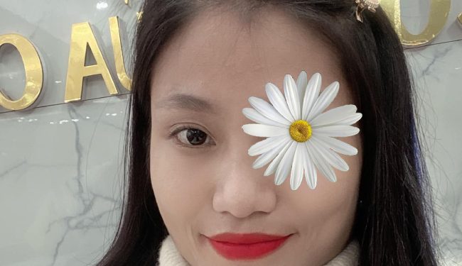 Xuân An - Gái lỡ thời tìm PC thích lái máy bay